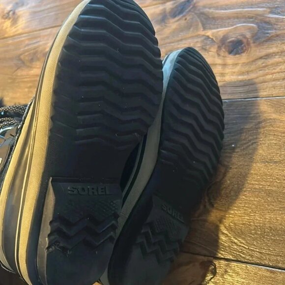 Sorel Boots | size 4 - Picture 5 of 5
